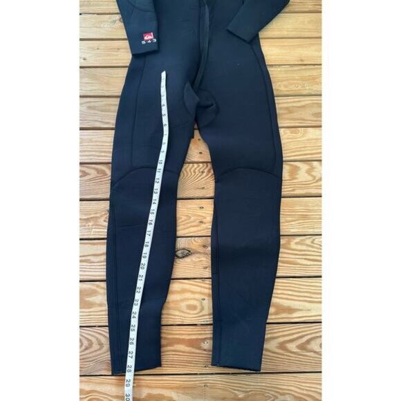 Quiksilver Full Body Wetsuit And Booties Size Medium Men’s Black - Picture 5 of 10